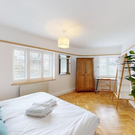 Appartement Stunning 2 Bed Flat In Richmond à Saint Saint Kew Extérieur photo