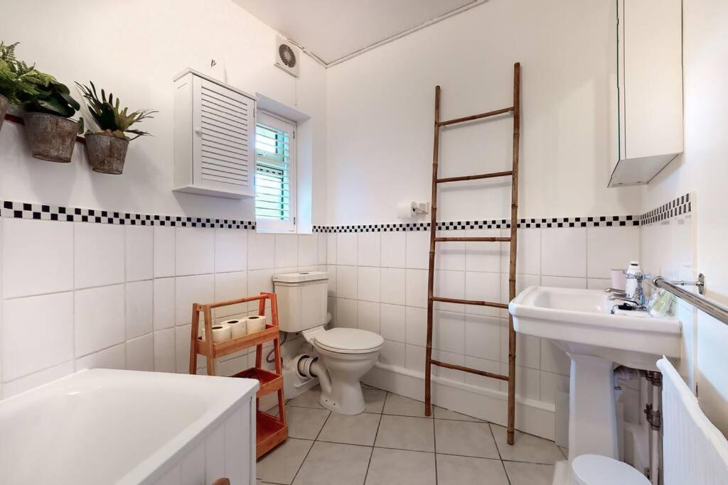 Appartement Stunning 2 Bed Flat In Richmond à Saint Saint Kew Extérieur photo